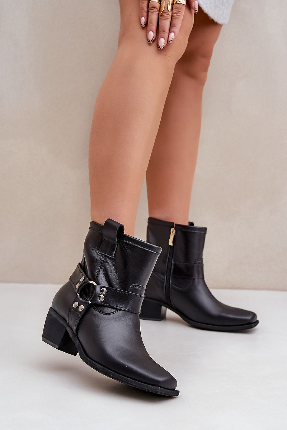 Heel boots model 203874